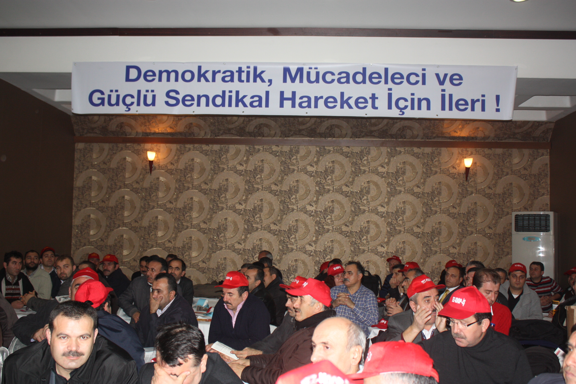 Öztaşkın'ın İstanbul toplantısında yaptığı konuşma