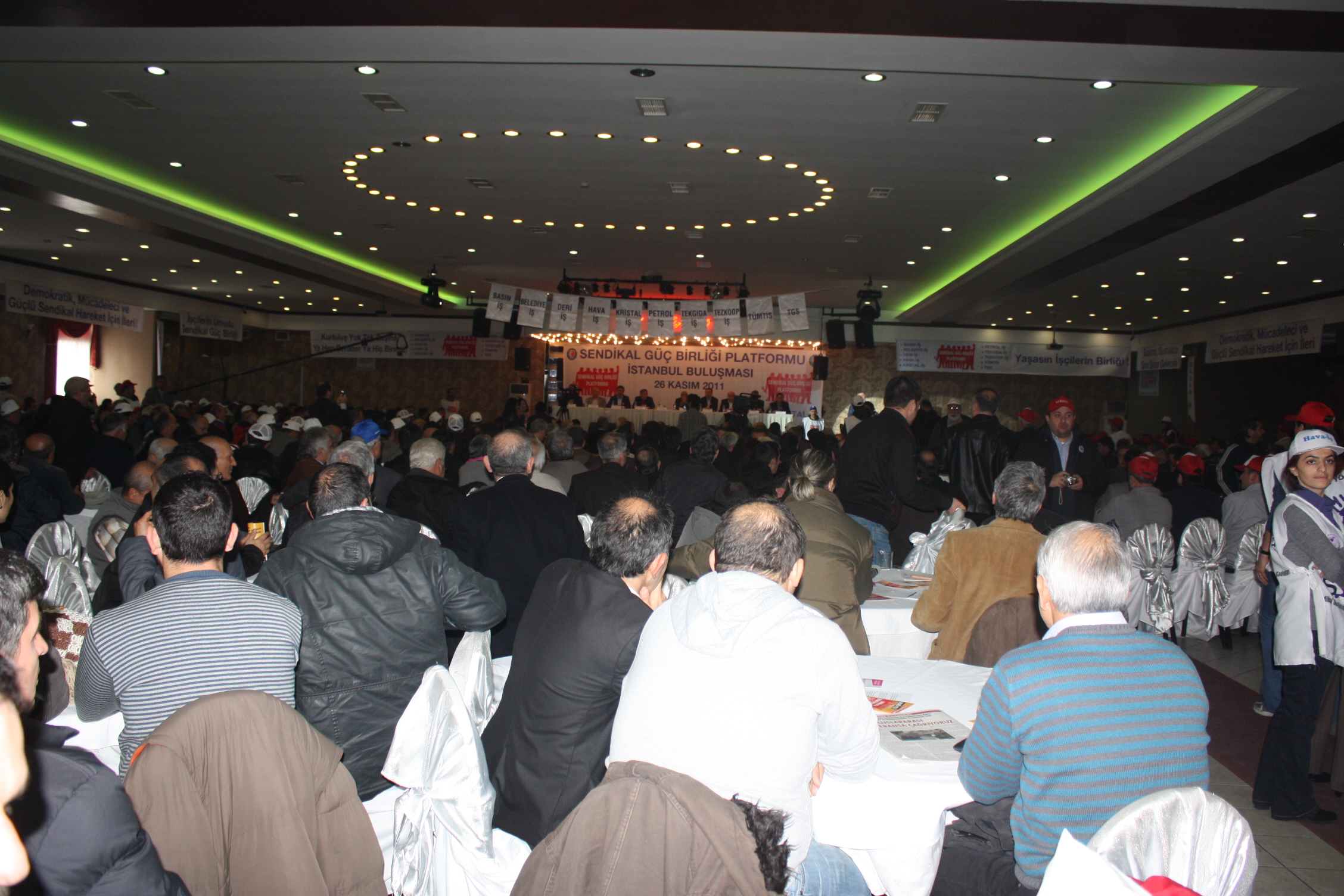 Öztaşkın'ın İstanbul toplantısında yaptığı konuşma