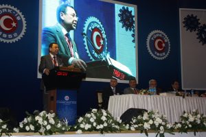 Türk-İş’i ayağa kaldıracağız