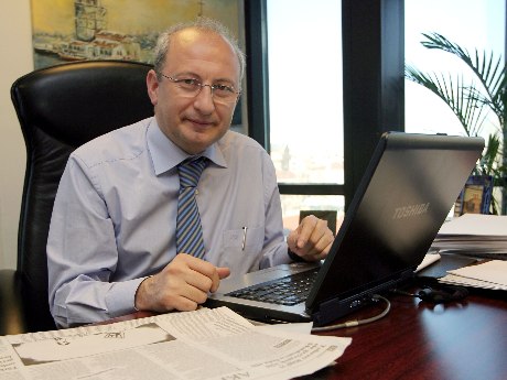 Öztaşkın, Kumlu’ya karşı