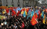 4688 yarın TBMM’de, KESK alanlarda