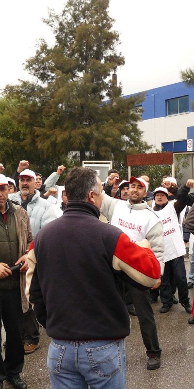 Aliağa işçilerinden Billur Tuz direnişine destek