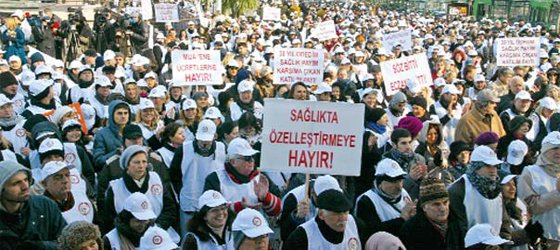 Eczacılar ‘sağlıkta yıkıma dur’ dedi