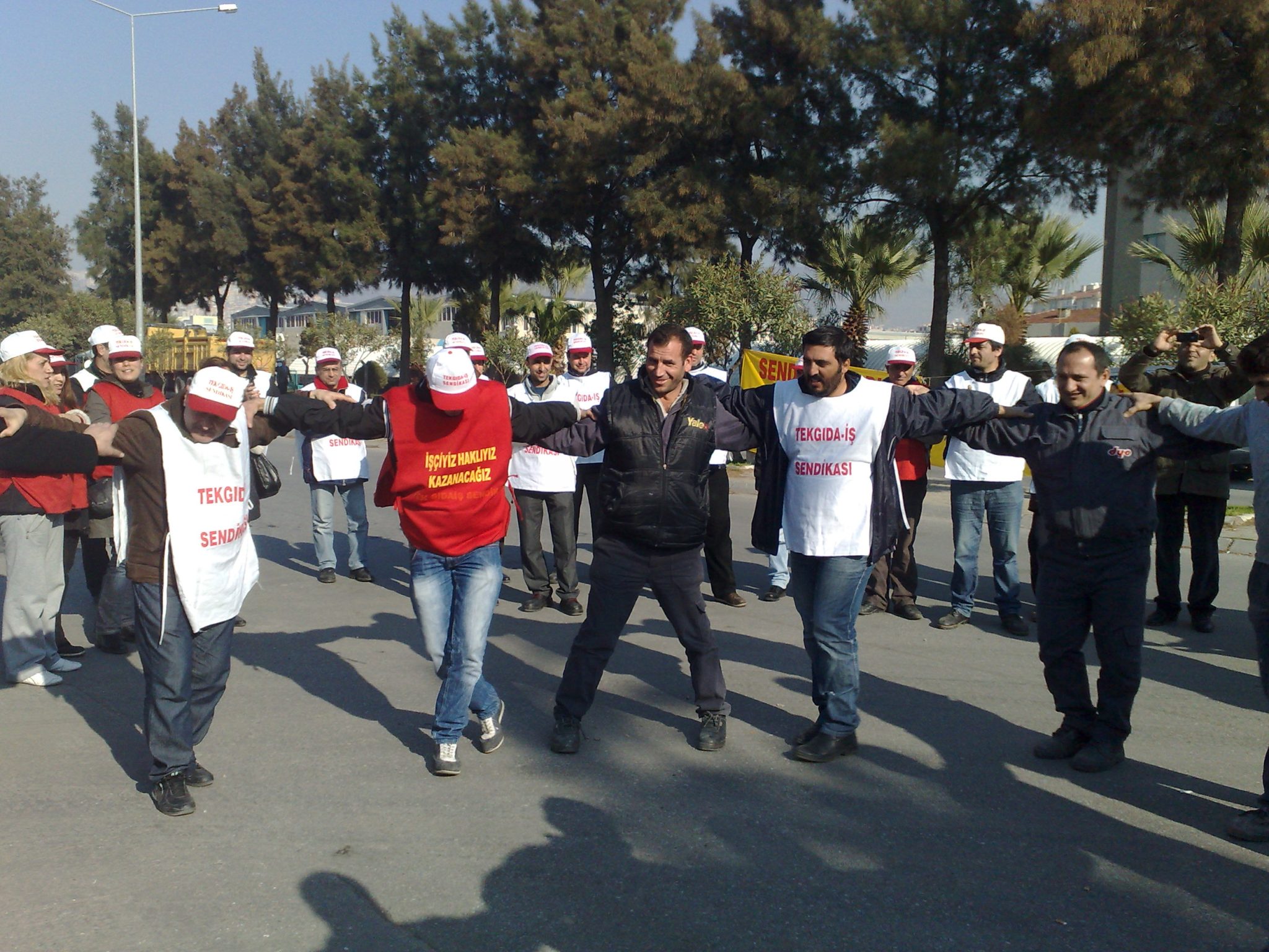 İzmir Şube’den Billur Tuz Direnişine destek