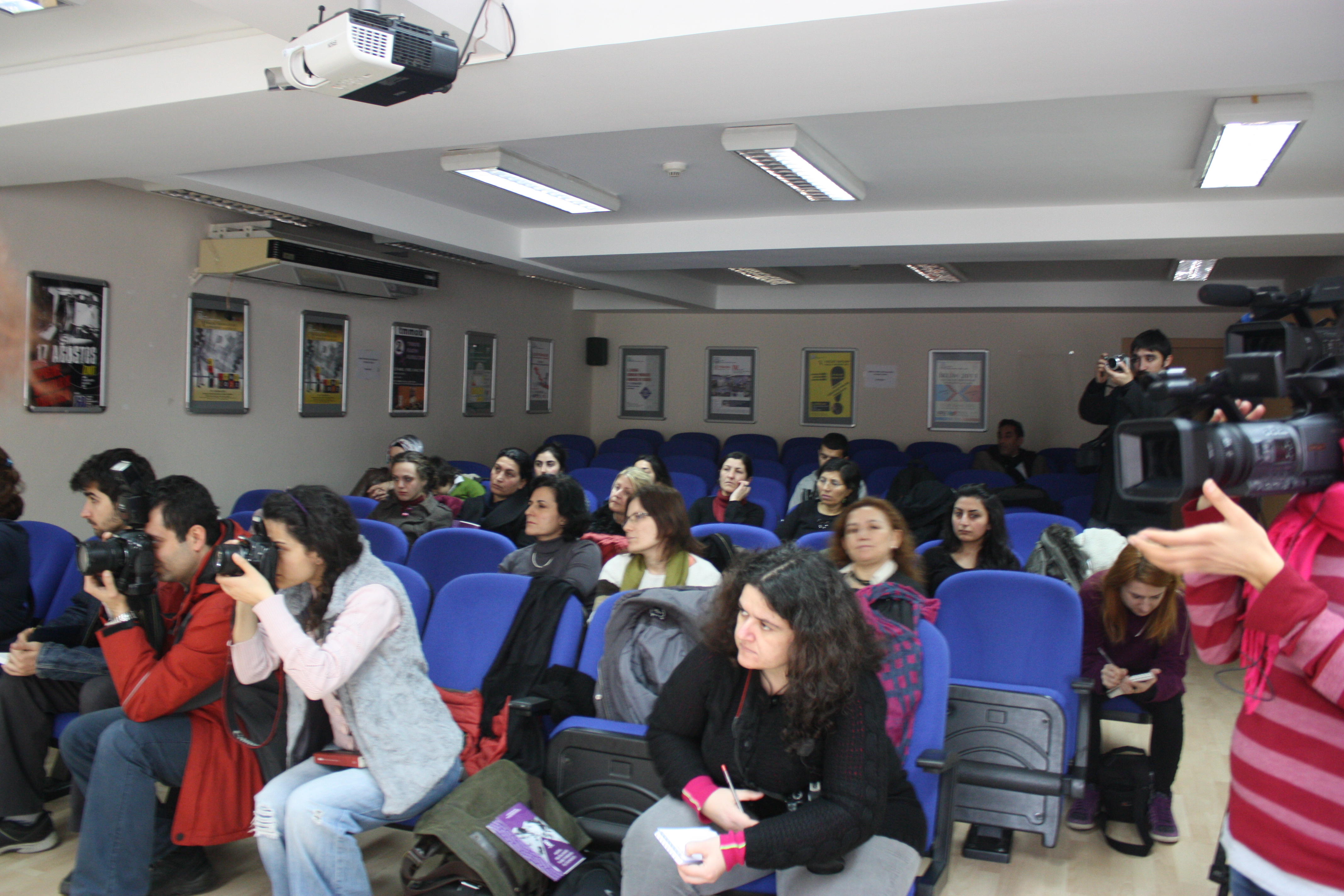 Direniş ve miting alanlarında olacağız