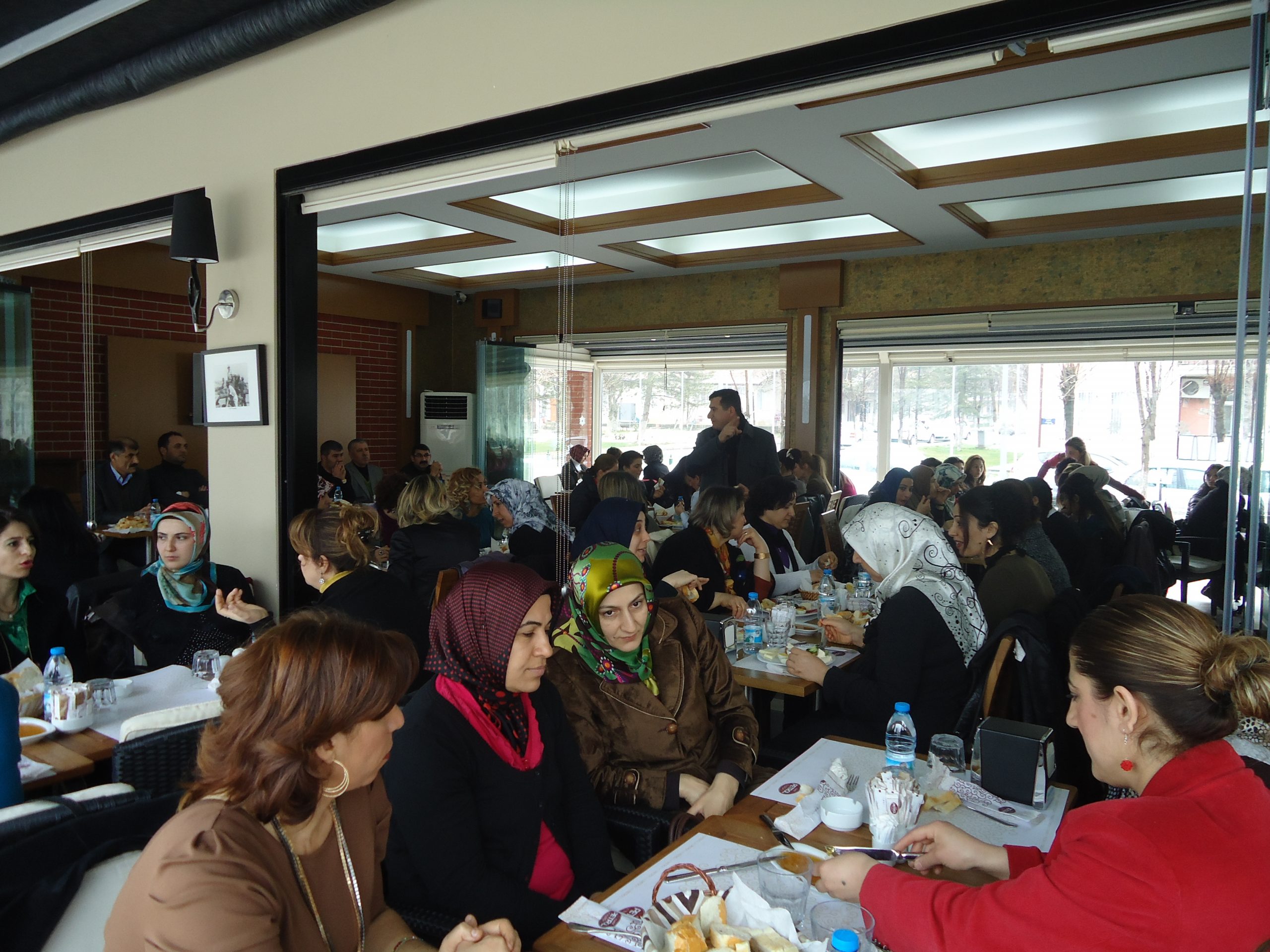 Batman şubemizde 8 Mart kutlaması