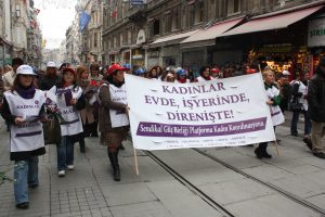 Güvenceli ve sendikalı bir iş, şiddetsiz bir yaşam!