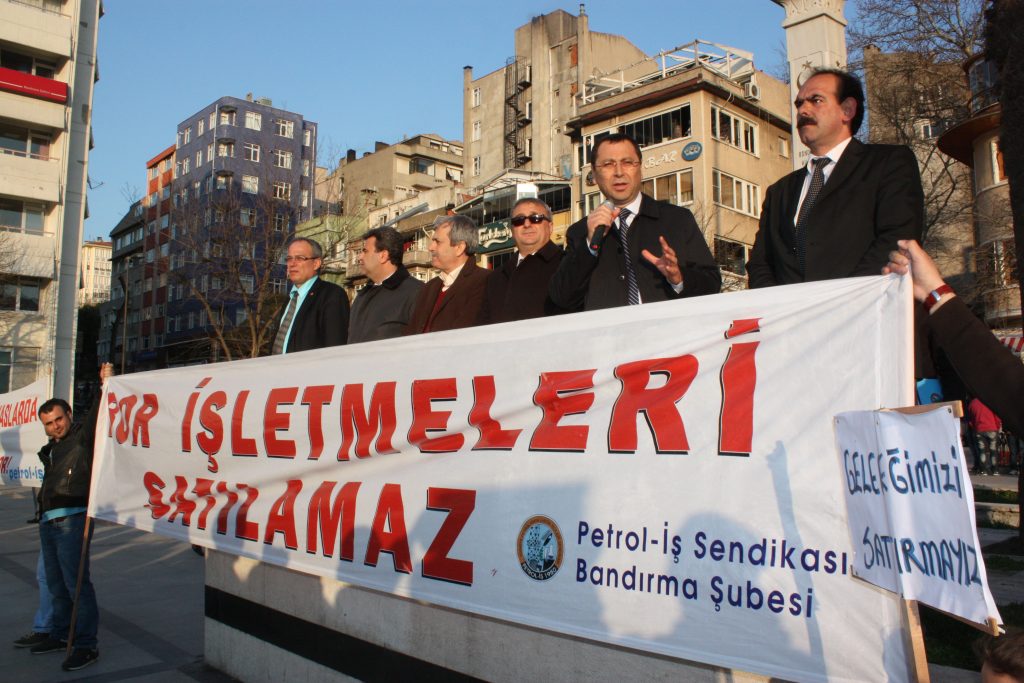 Bandırma'da Bor'da özelleştirmeye karşı miting