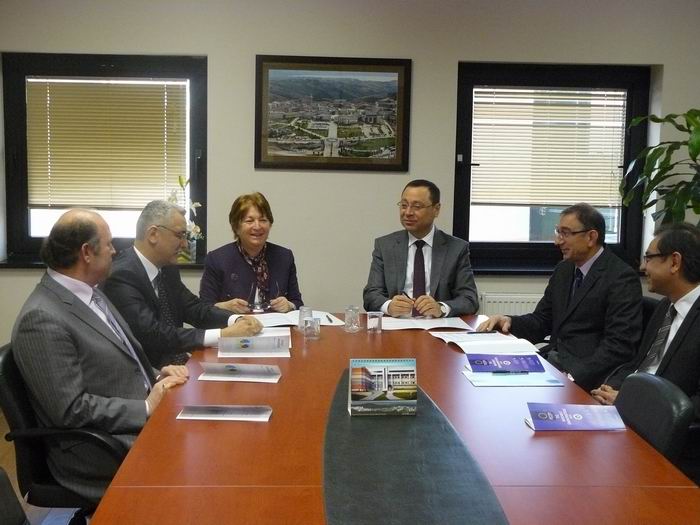 Öğrenciler stajlarını sendikamızda yapacak