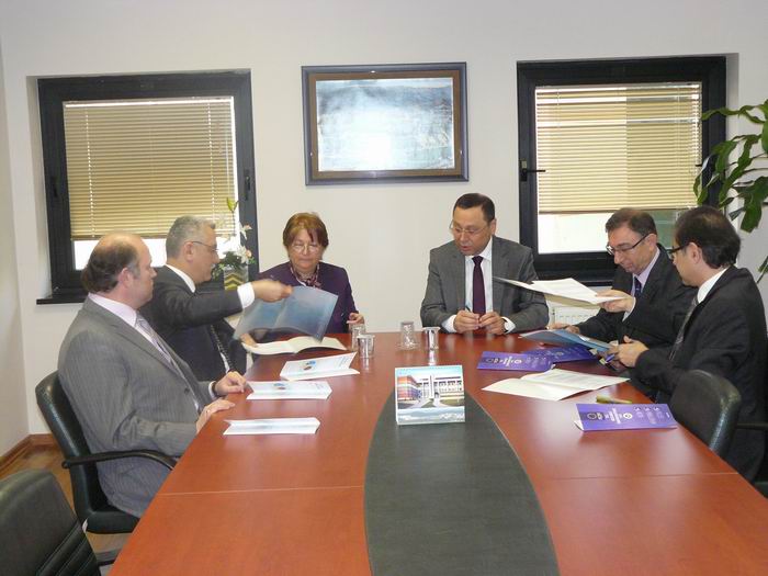 Öğrenciler stajlarını sendikamızda yapacak