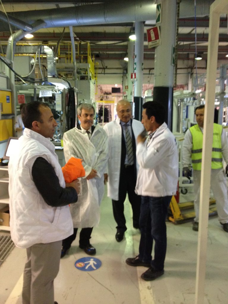 TİS GÖRÜŞMESİ FABRİKADA YAPILDI Faurecia Polifleks işyerine ziyaret