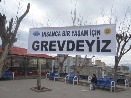 ‘Greve davet kabulümüzdür’