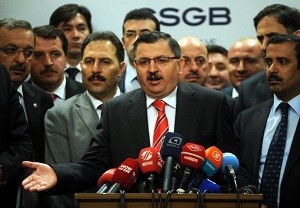Hükümet, memura zam teklifini yarım puan yükseltti