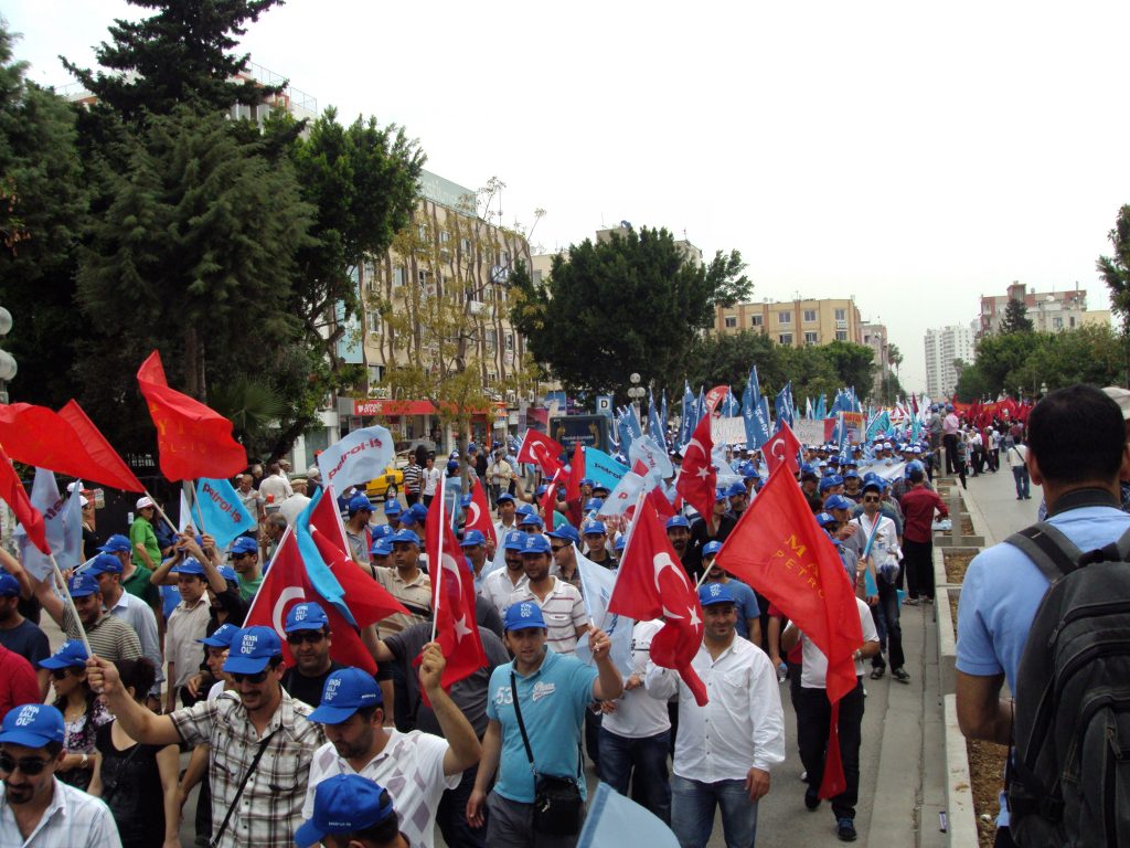 1 MAYIS MERSİN'DE COŞKUYLA KUTLANDI