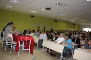 Öztaşkın, Kocaeli Üniversitesi öğrencilerine 1 Mayıs’ın anlamını, mücadelenin önemini anlattı