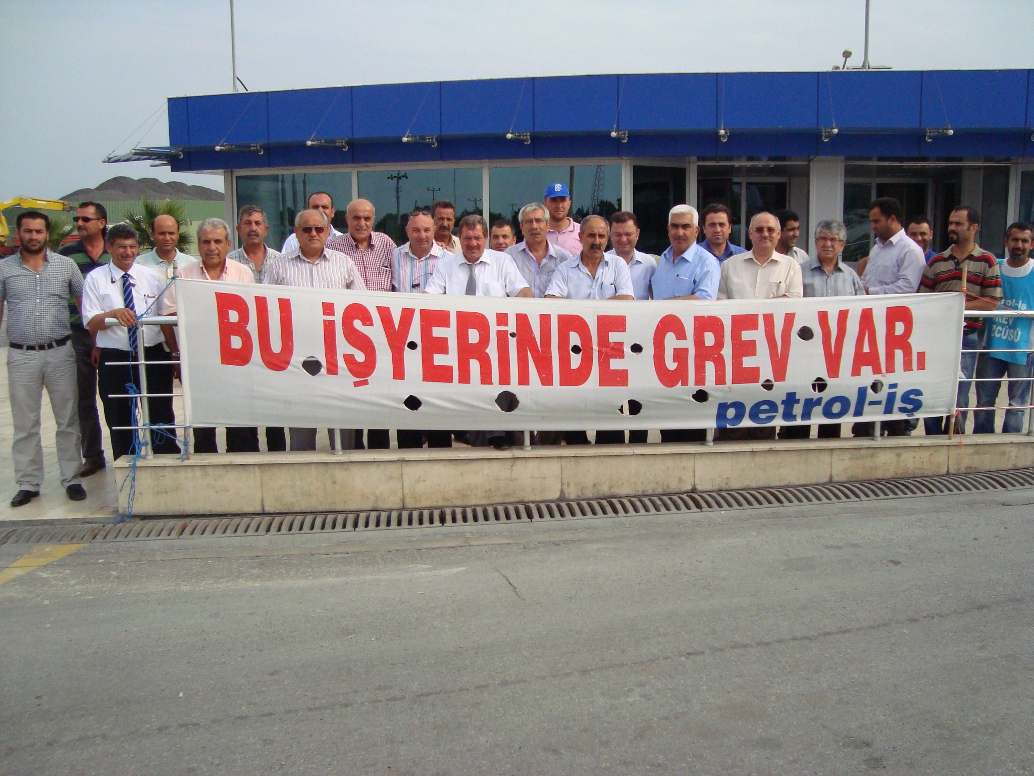 Adana Şubemizden Soda Grevi dayanışma ziyareti