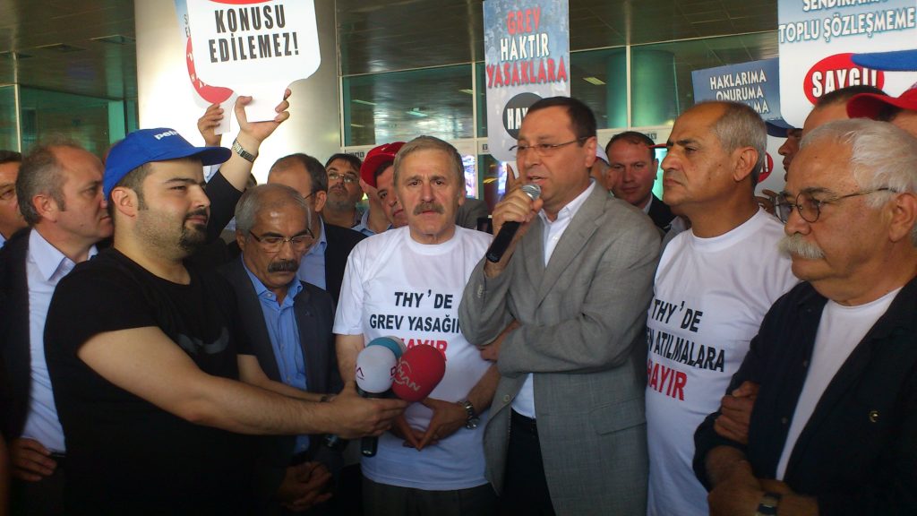 Öztaşkın: Petrol-İş Sendikası ve SGBP bileşeni sendikalar olarak sonuna kadar Hava-İş üyeleriyle dayanışma içerisinde olacağız