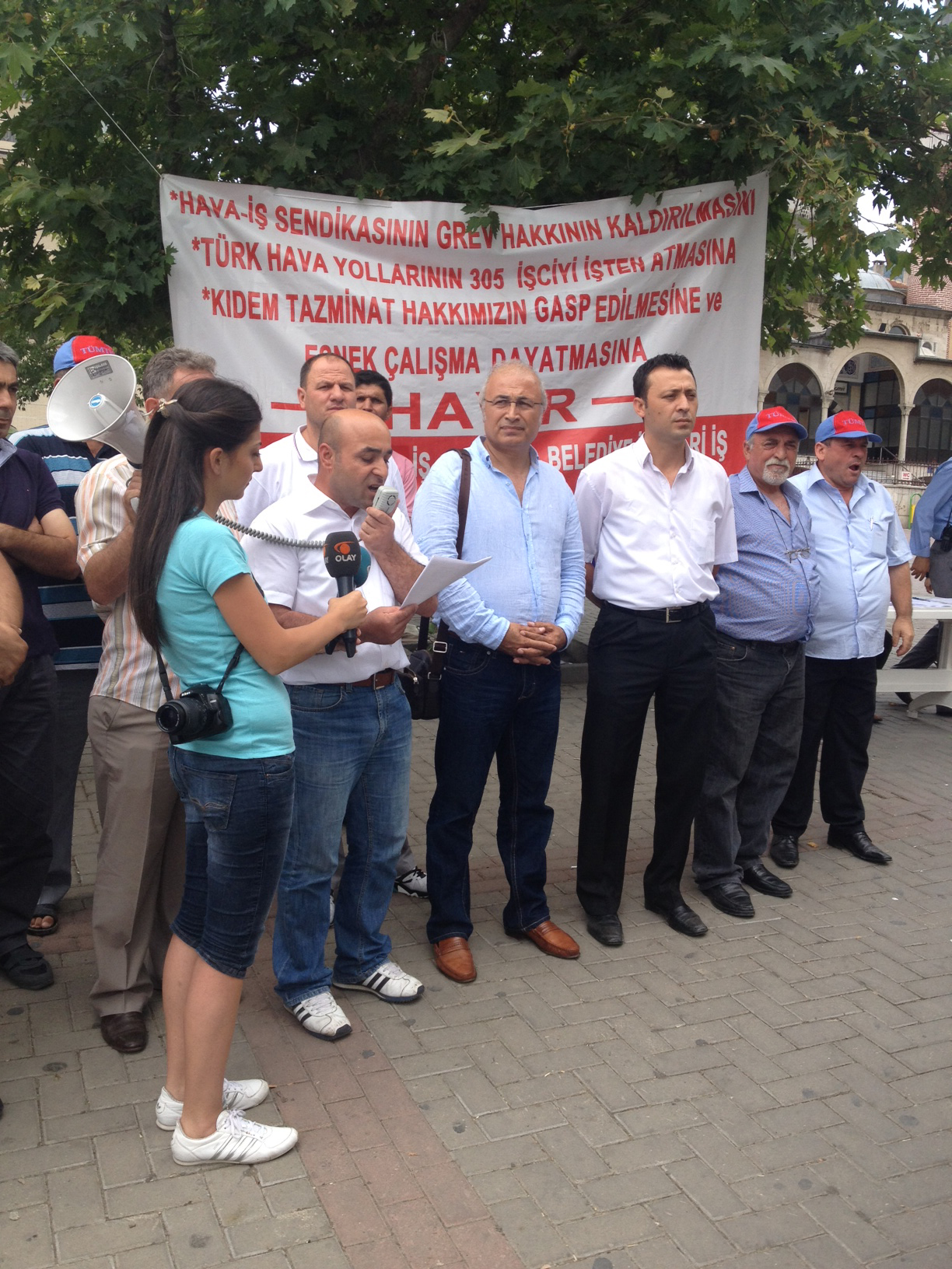 Bursa'da imza kampanyası