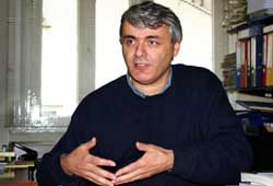 BÜYÜK BİRADER SENDİKALAŞMANI İZLİYOR