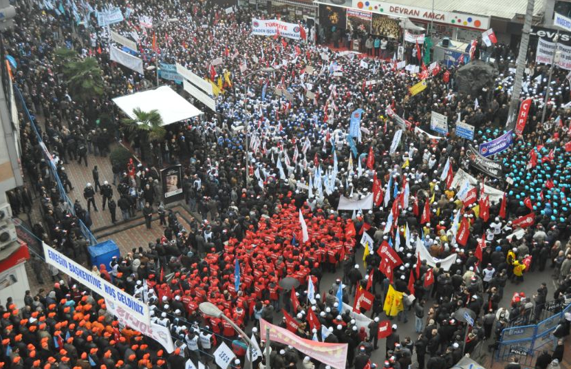 GMİS Taşeronlaşmaya Karşı ''Emeğe Saygı'' Mitingi Düzenledi