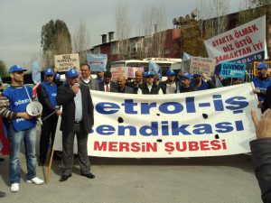 Seçil Kauçuk’ta işten atılan işçiler için eylem