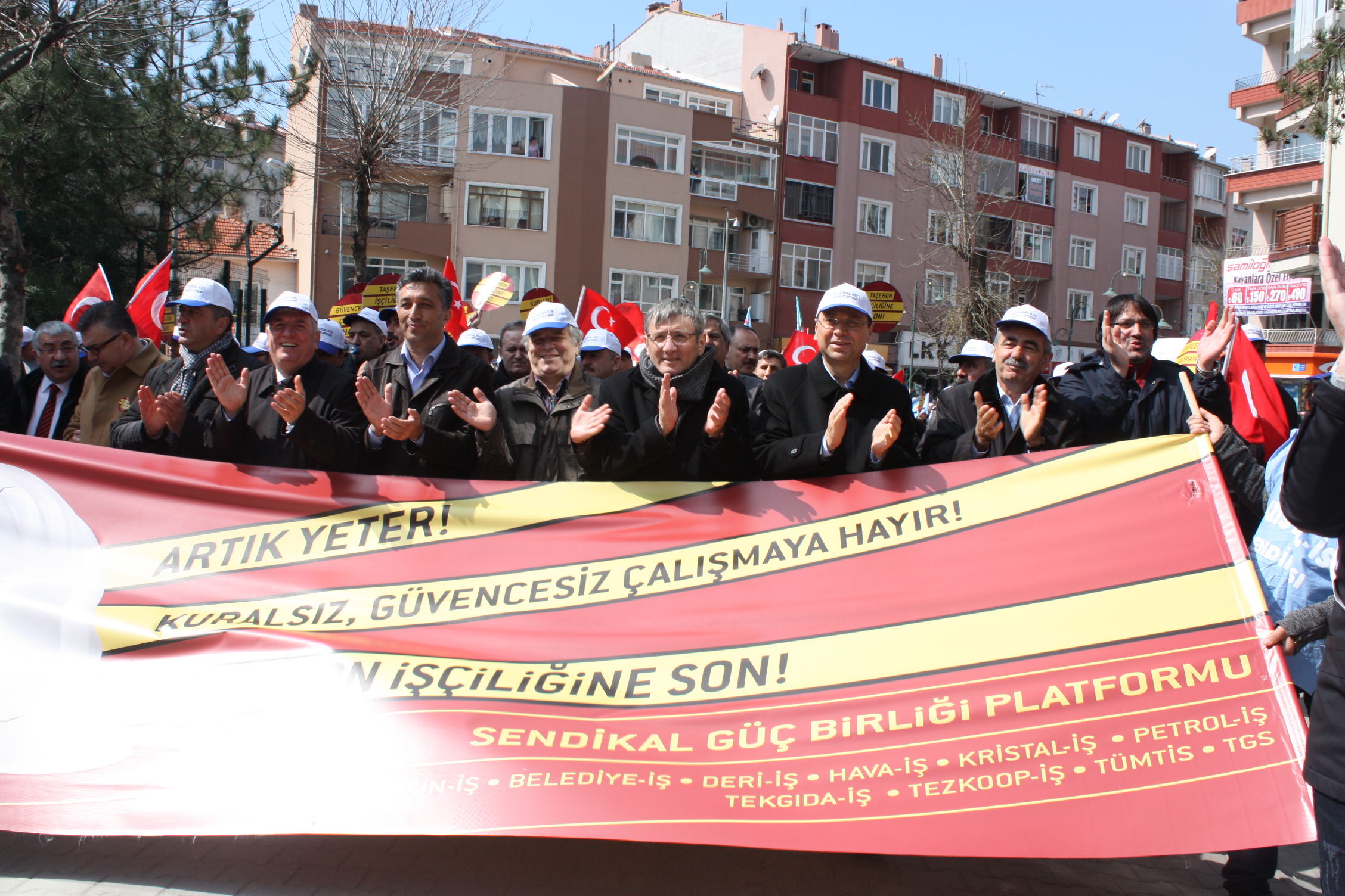 İŞÇİLER 'TAŞERONA HAYIR' DEDİ