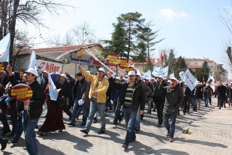 İŞÇİLER 'TAŞERONA HAYIR' DEDİ