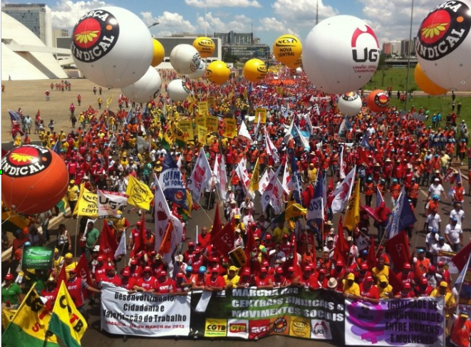 Brezilya'da 50.000 kişi sendikal haklar için yürüdü