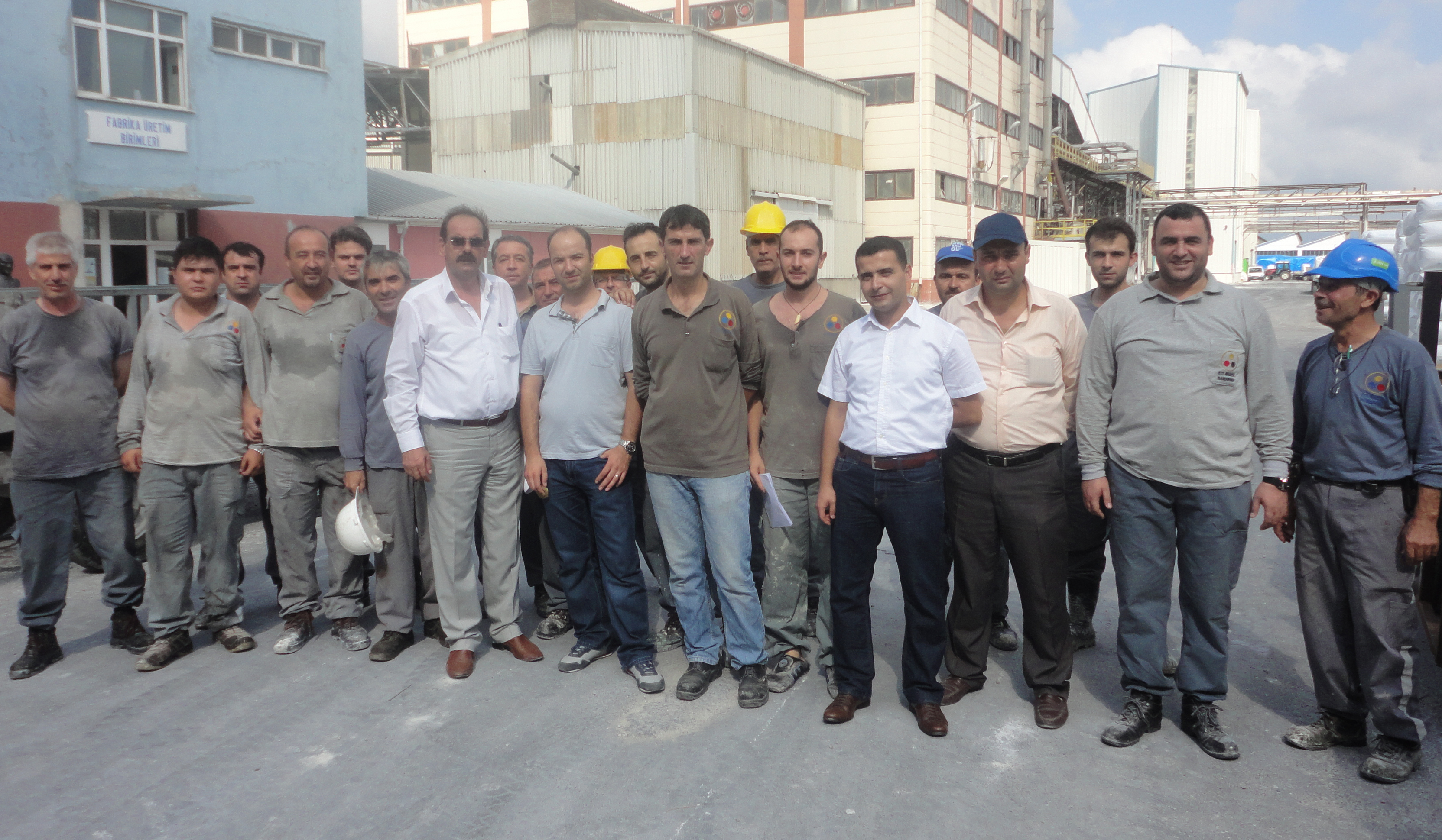 Eti Maden İşletmeleri Genel Müdürlüğü Bandırma Bor ve Asit Fabrikaları İşyeri’nde Grev İlanı Asıldı