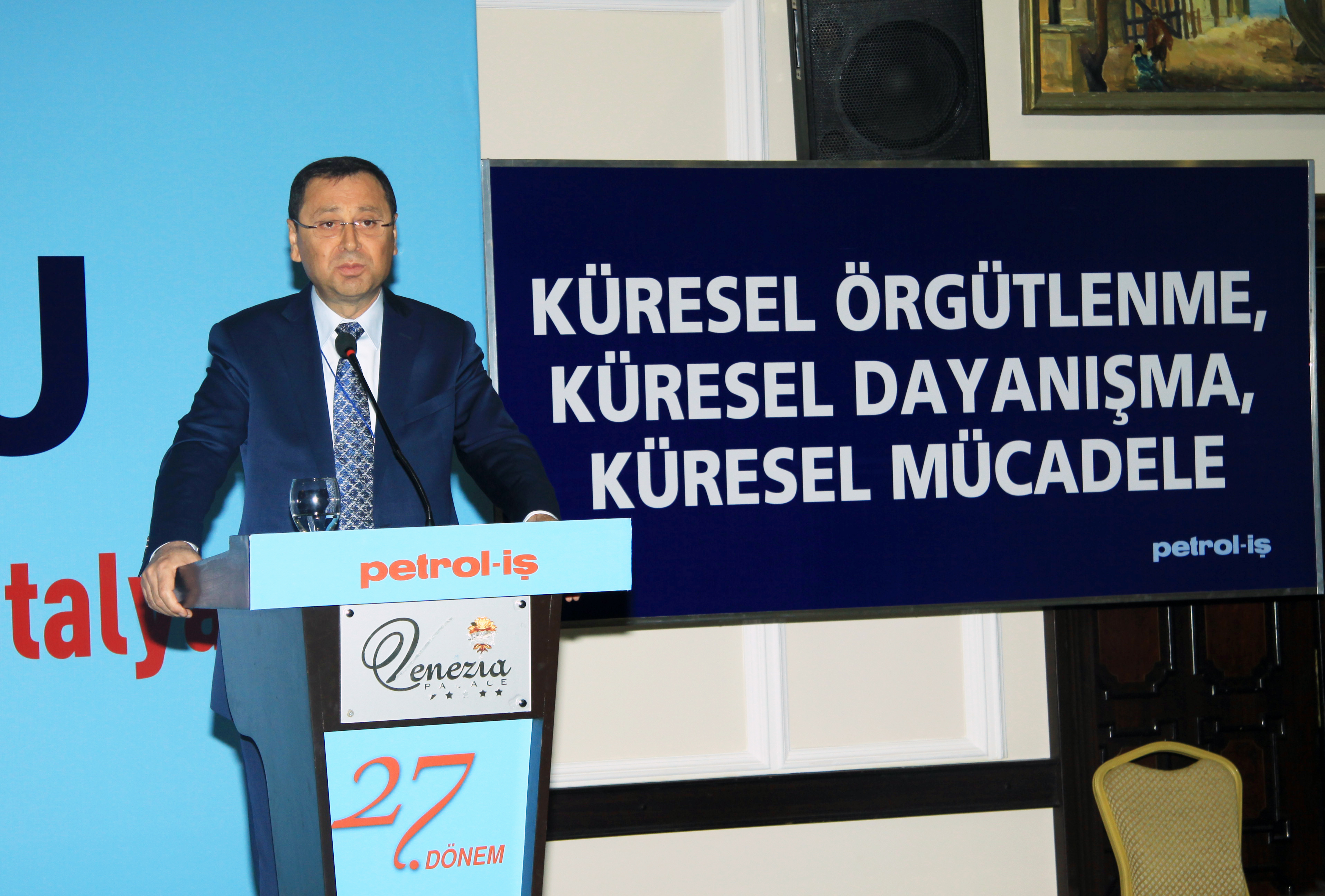 SÖMÜRÜYE KARŞI OLMAYAN SENDİKACI OLMAZ
