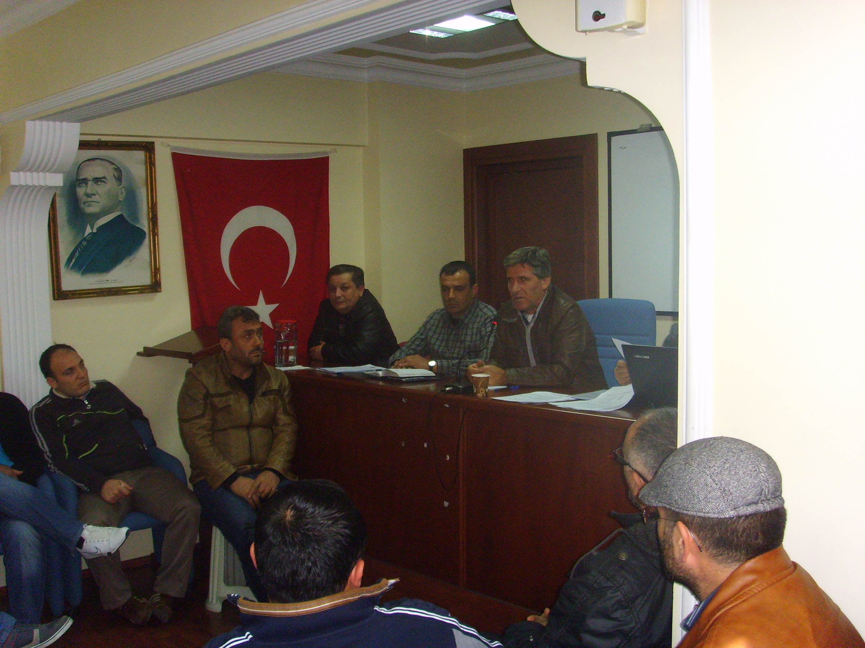 Gebze Şubemizden  Enplast Toplu Sözleşmesi Basın Açıklaması