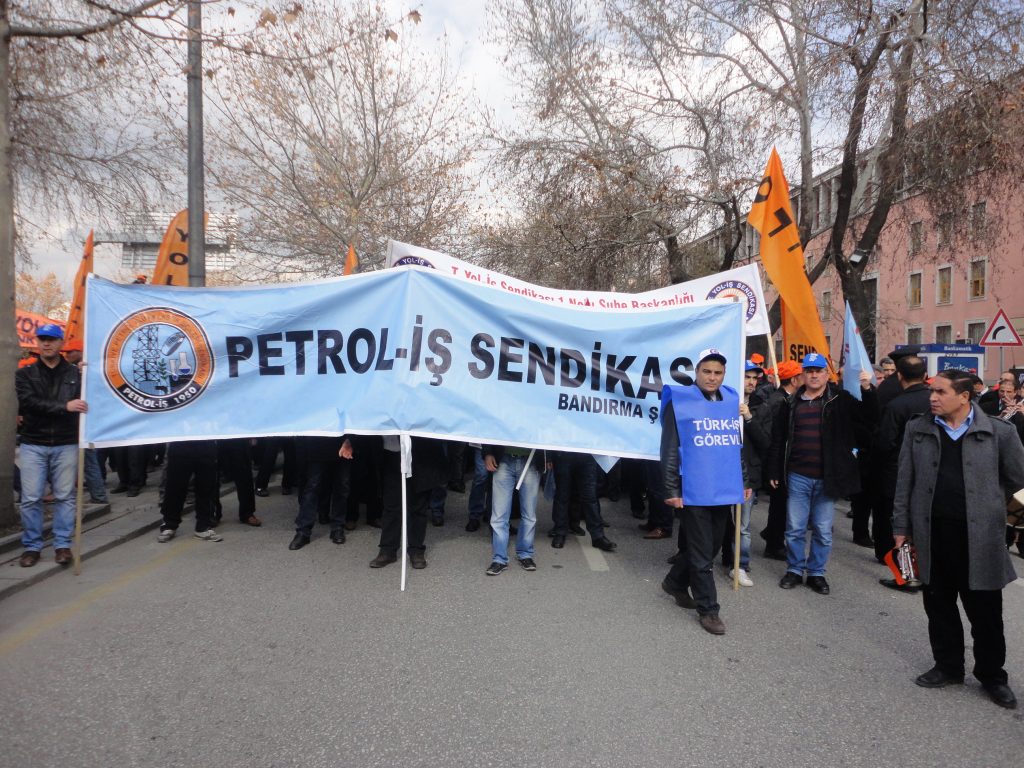 Bandırma Şubemiz Taşeronlaşmaya Örgütsüzlüğe Kuralsız Çalışmaya Hayır! Mitingi'nde