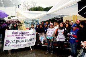 TACİZE KARŞI KADINLAR SENDİKALARA!