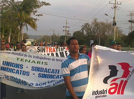 İşçiler Rubén Darío Montoya Obando'yu desteklemek için yürüdü