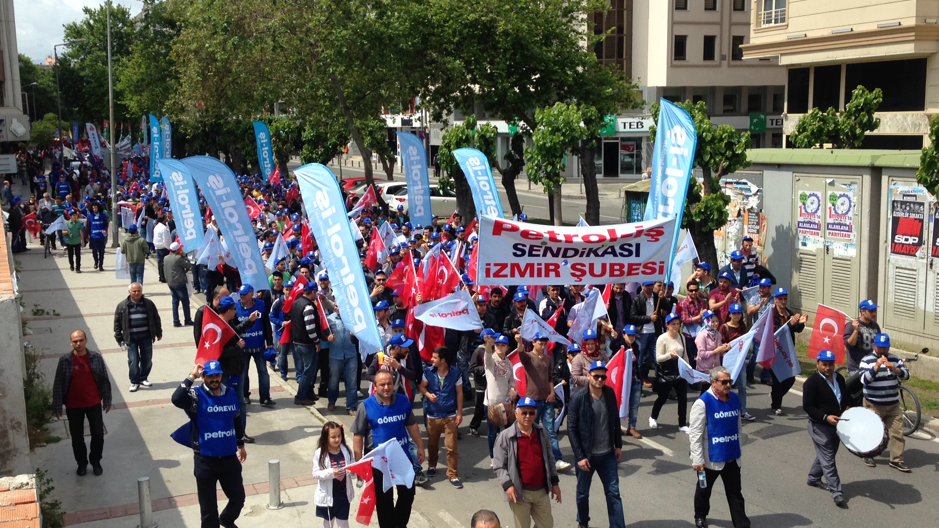 İzmir'de coşkulu 1 Mayıs
