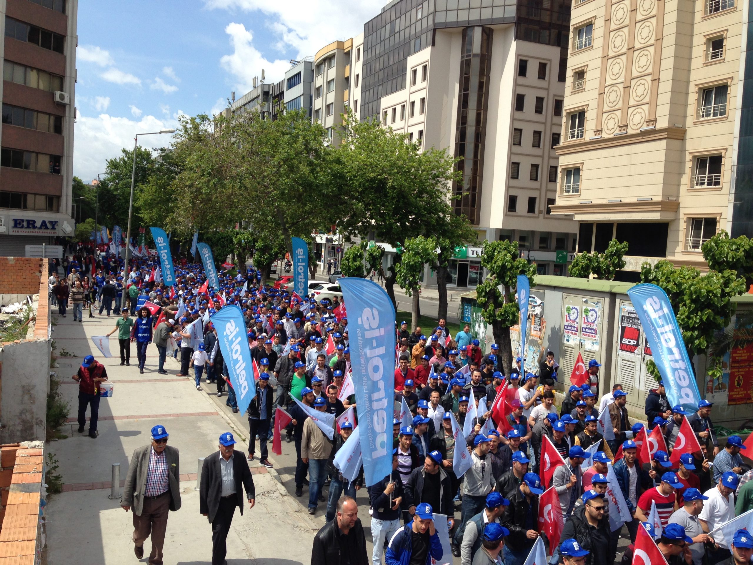 İzmir'de coşkulu 1 Mayıs