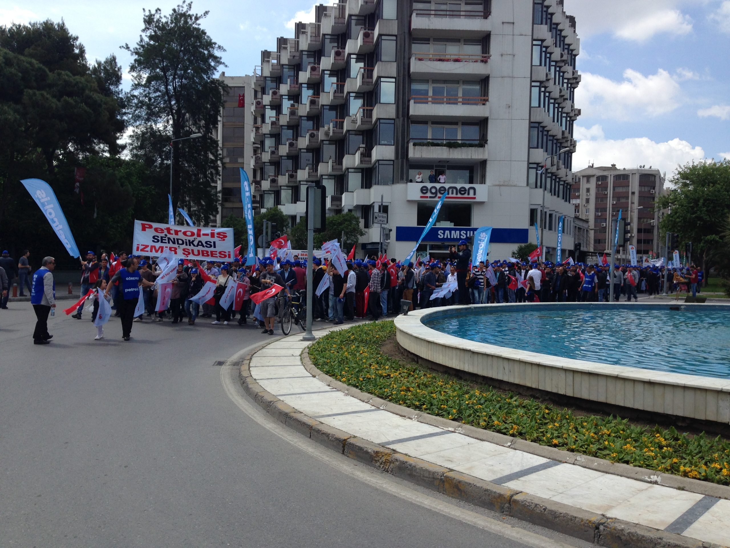 İzmir'de coşkulu 1 Mayıs