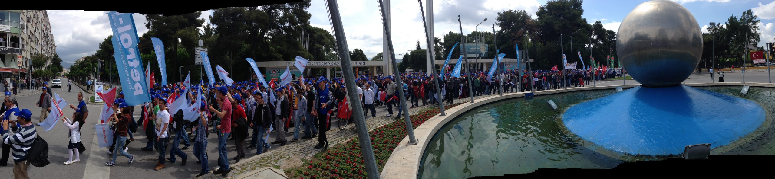 İzmir'de coşkulu 1 Mayıs