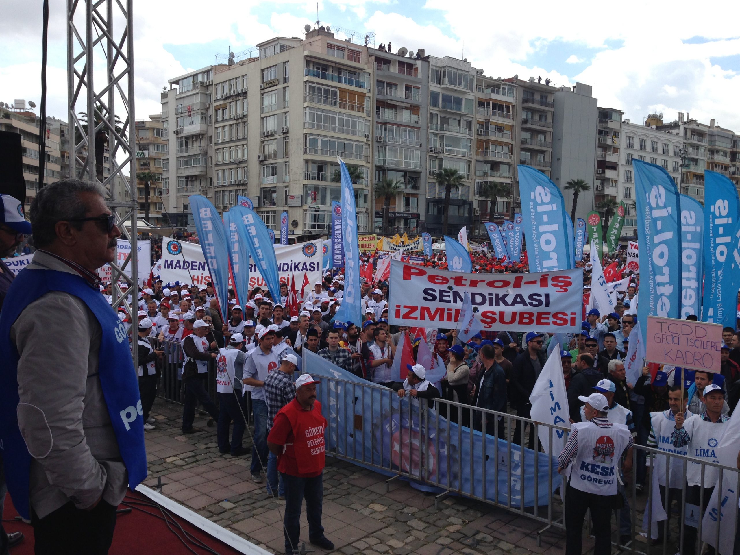 İzmir'de coşkulu 1 Mayıs