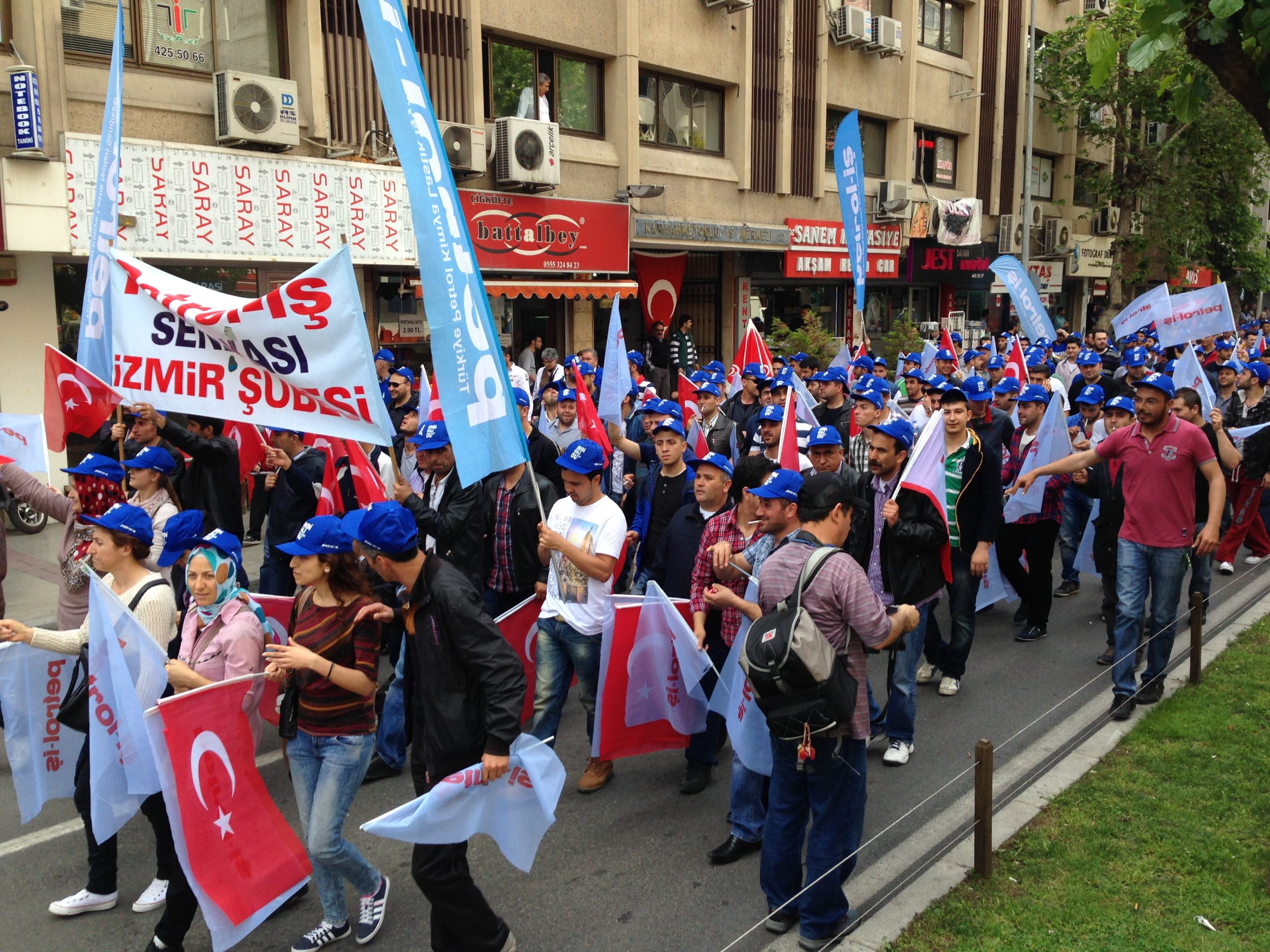 İzmir'de coşkulu 1 Mayıs