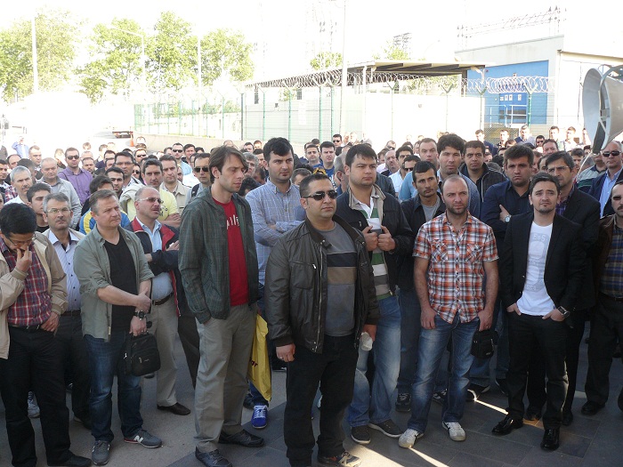 Kocaeli Şube Kitlesel Katılımla İş Bıraktı