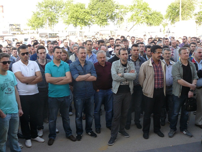 Kocaeli Şube Kitlesel Katılımla İş Bıraktı