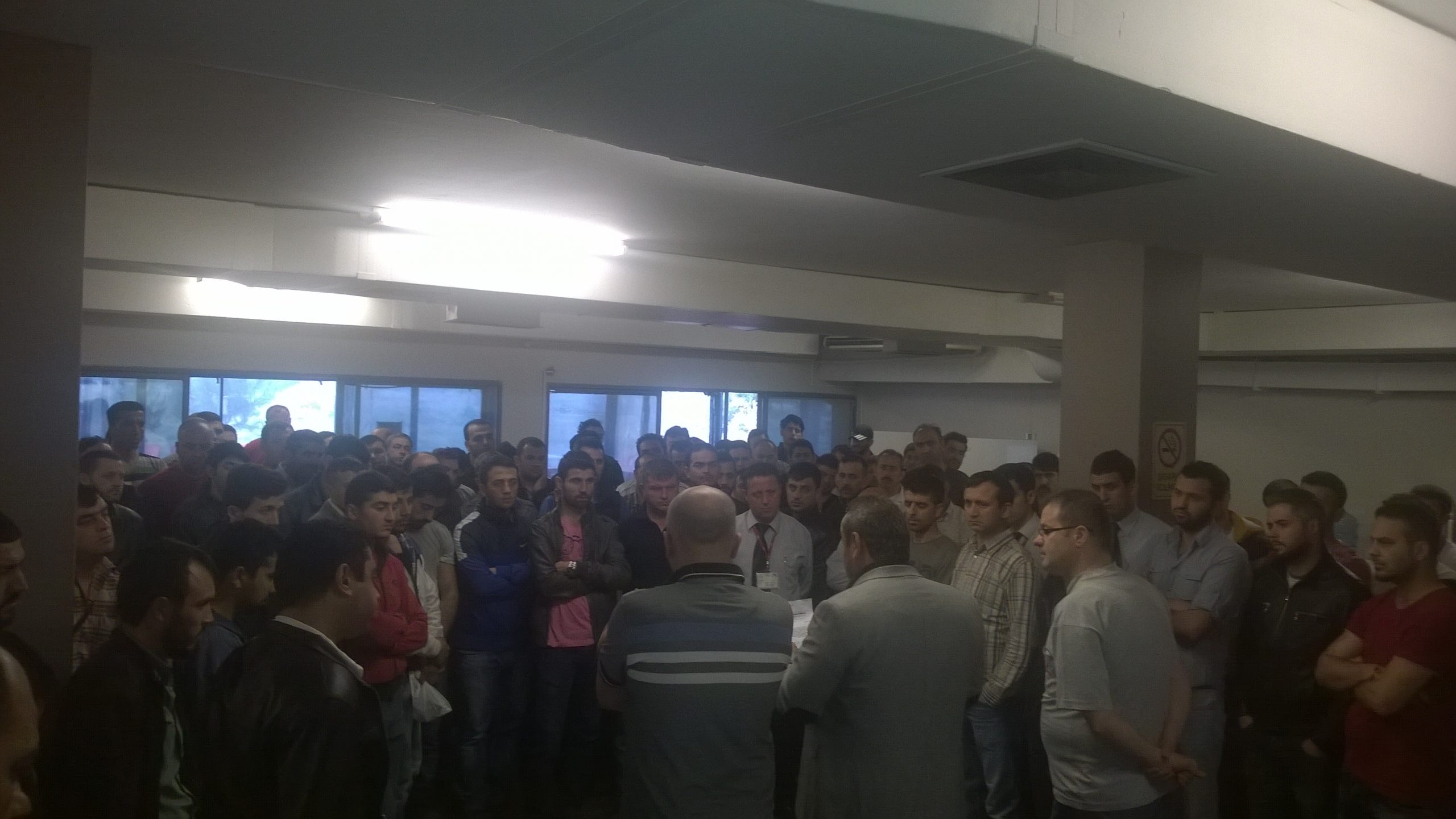 İzmir'de Soma İçin İş Bırakma