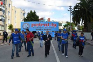 Aliağa Şubesi taşeronlaşmaya, güvencesizliğe ve iş cinayetlerine karşı: 1 MAYIS’TA ALANLARDAYDI