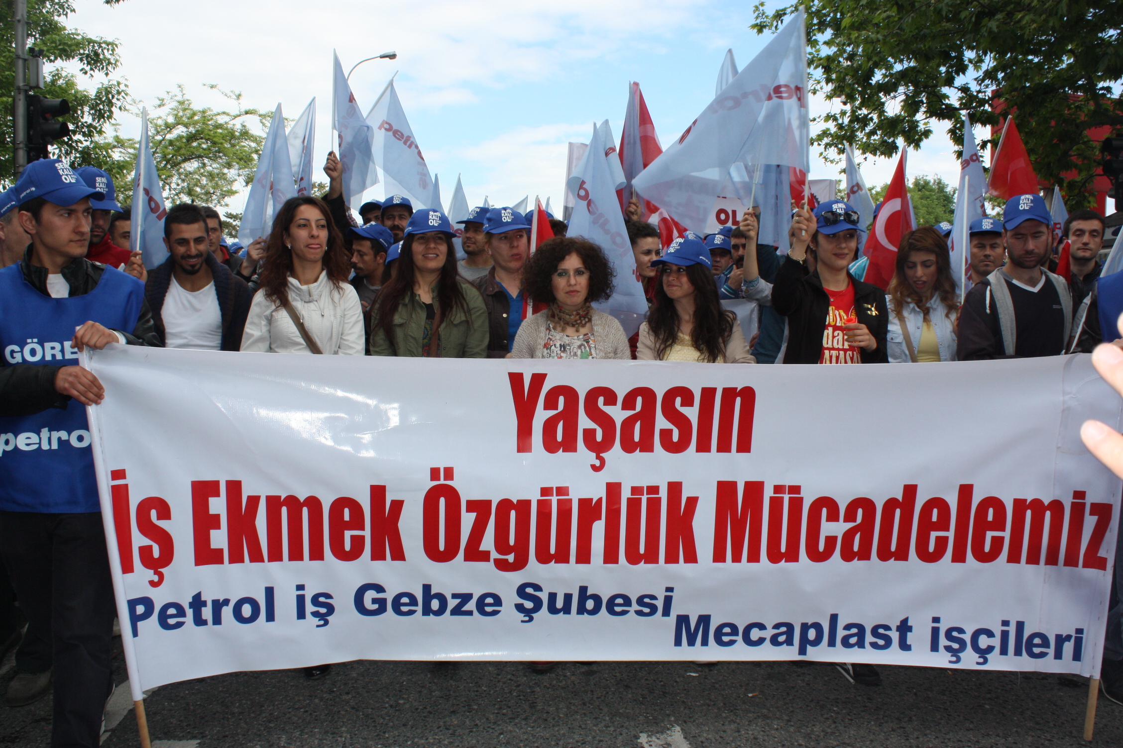 Gebze Şubemizin Kadıköy'de 1 Mayıs Kutlaması