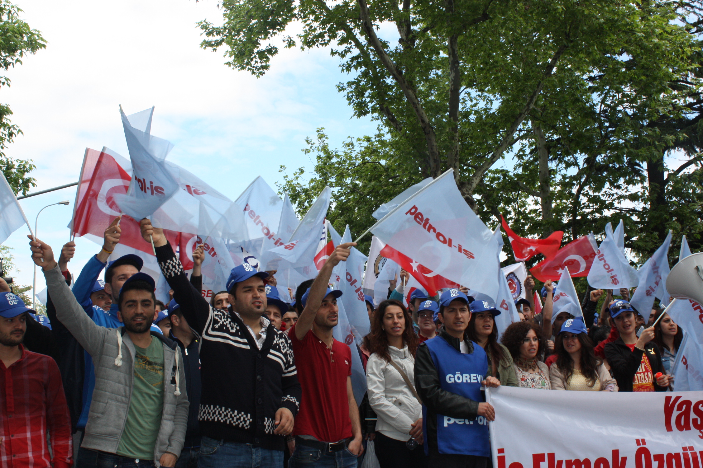 Gebze Şubemizin Kadıköy'de 1 Mayıs Kutlaması