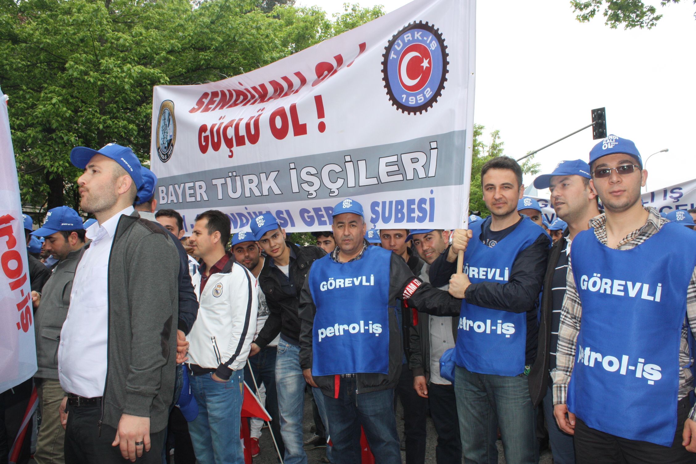 Gebze Şubemizin Kadıköy'de 1 Mayıs Kutlaması