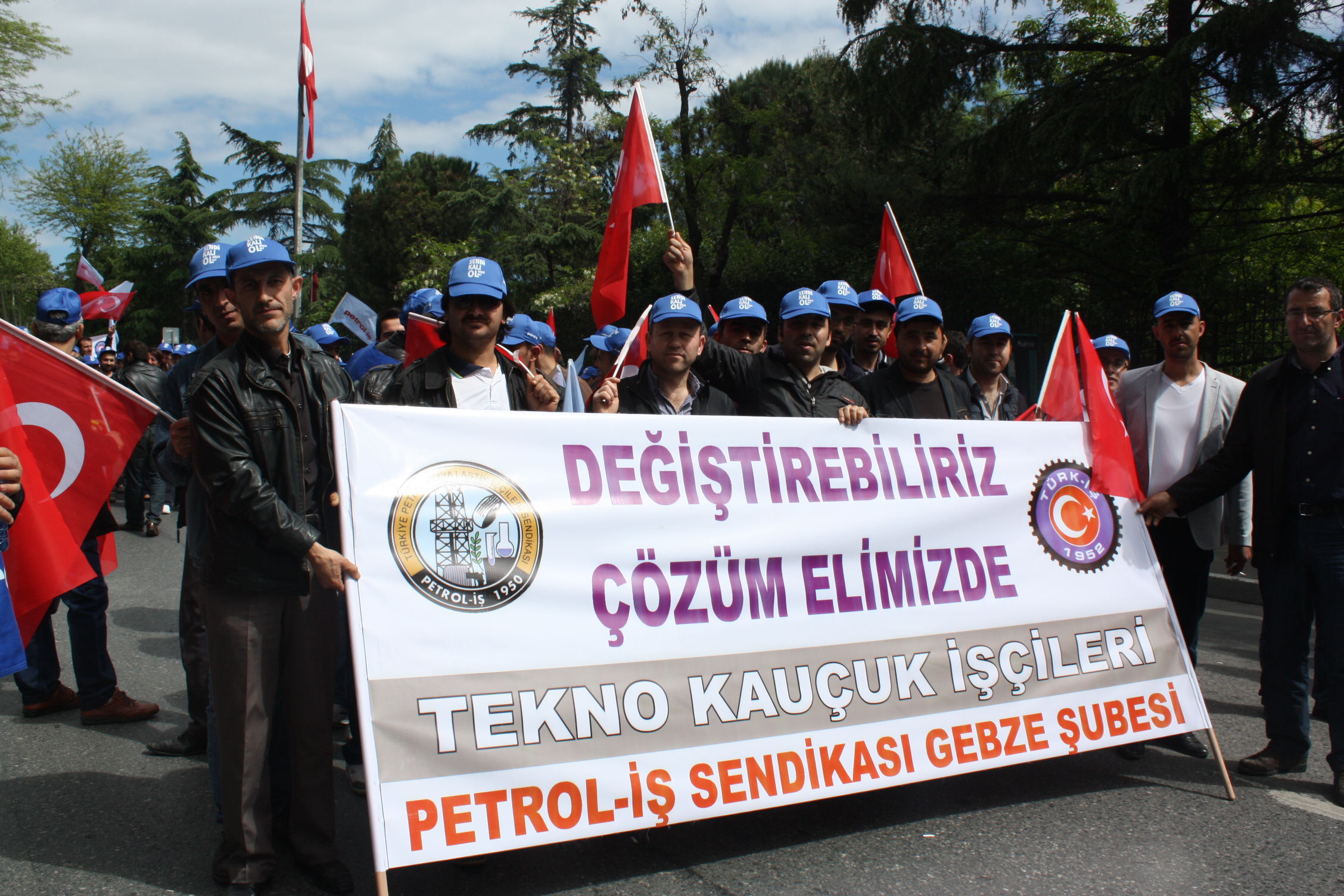 Gebze Şubemizin Kadıköy'de 1 Mayıs Kutlaması