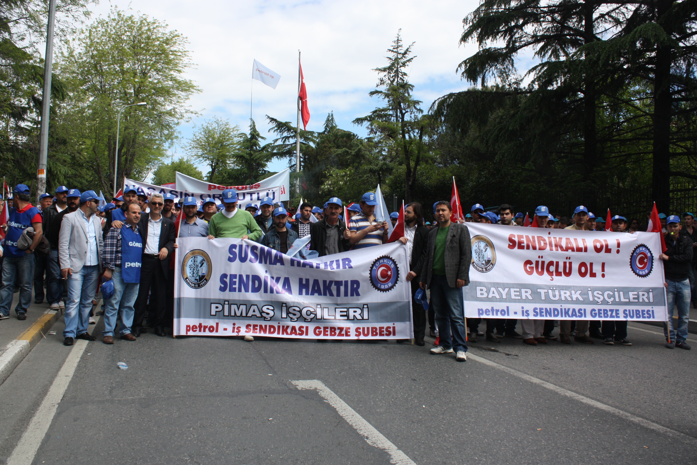 Gebze Şubemizin Kadıköy'de 1 Mayıs Kutlaması