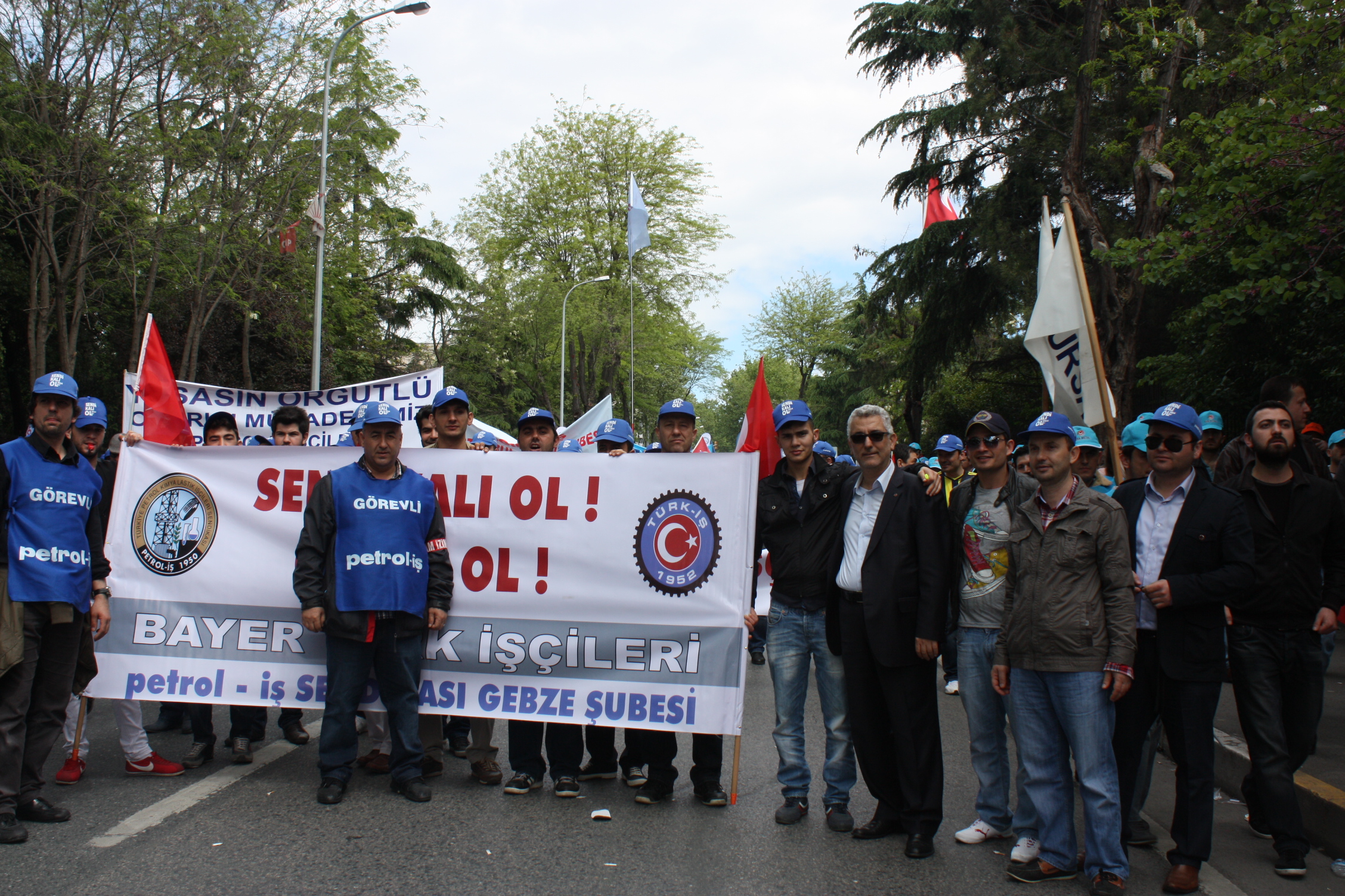 Gebze Şubemizin Kadıköy'de 1 Mayıs Kutlaması